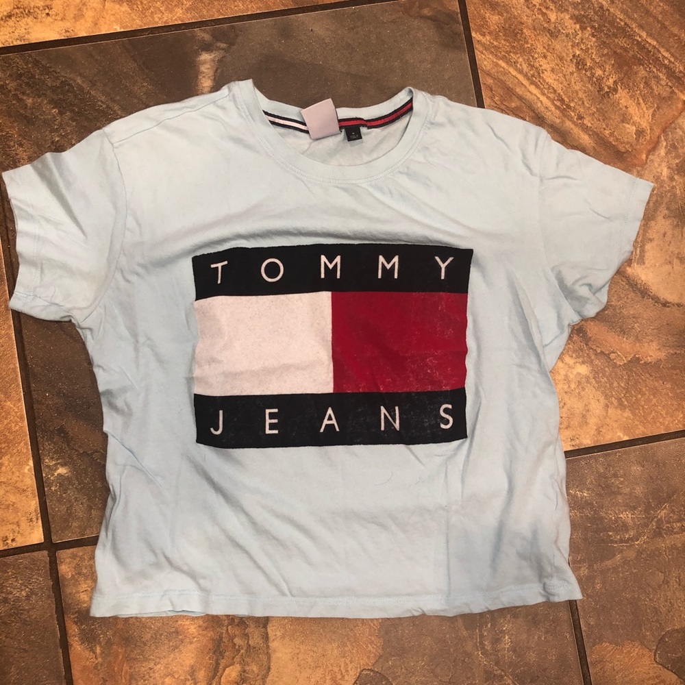 Tommy Hilfiger t shirt